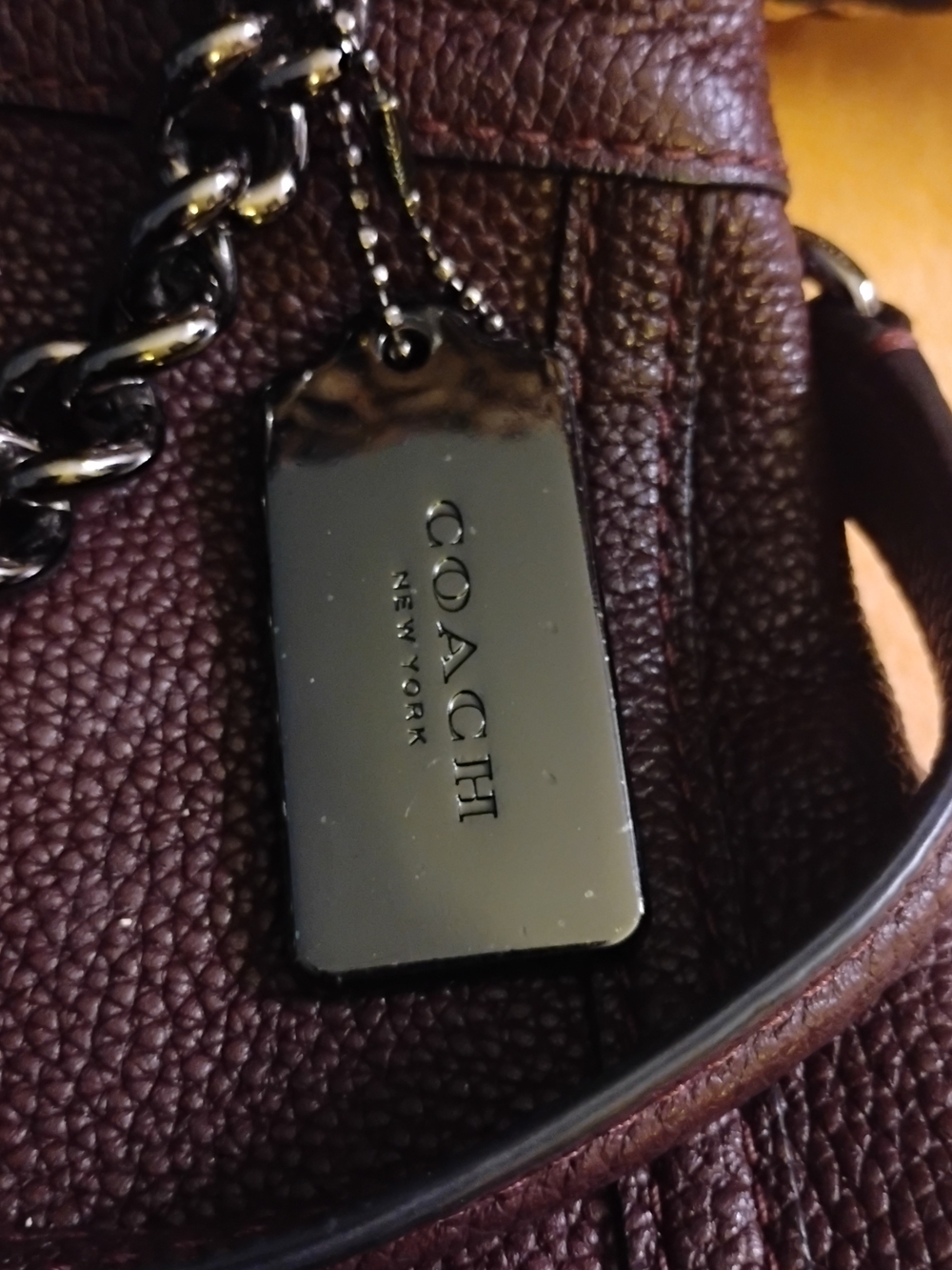Coach Leather Shoulder Bag Chocolate Brown With 2 Lrg Separate Compartments. - Picture 5 of 14